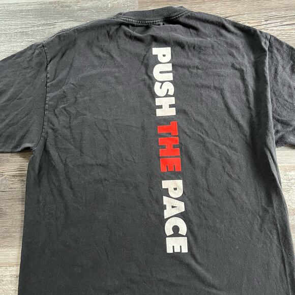 2000s Black WWE The Rock Soldier‎ Push the Pace B2A Team Bring It Mens L T-Shirt - Picture 4 of 8